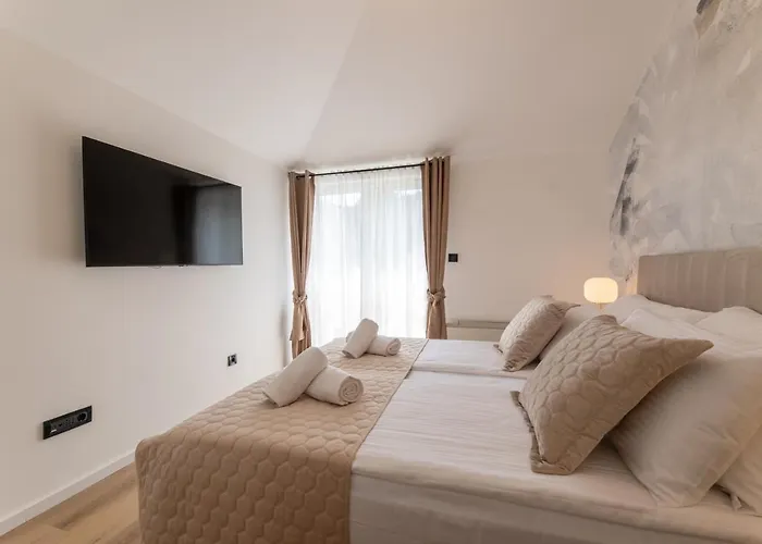 Aurelius - Panoramic Views - Center - Marjan Park - Quiet