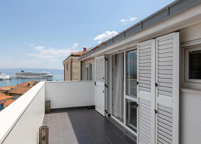 Aurelius - Panoramic Views - Center - Marjan Park - Quiet Lägenhet *